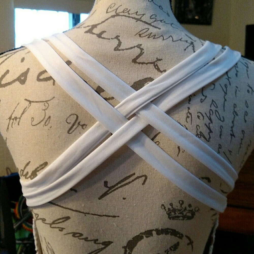 Dress - Picture 3 of 4